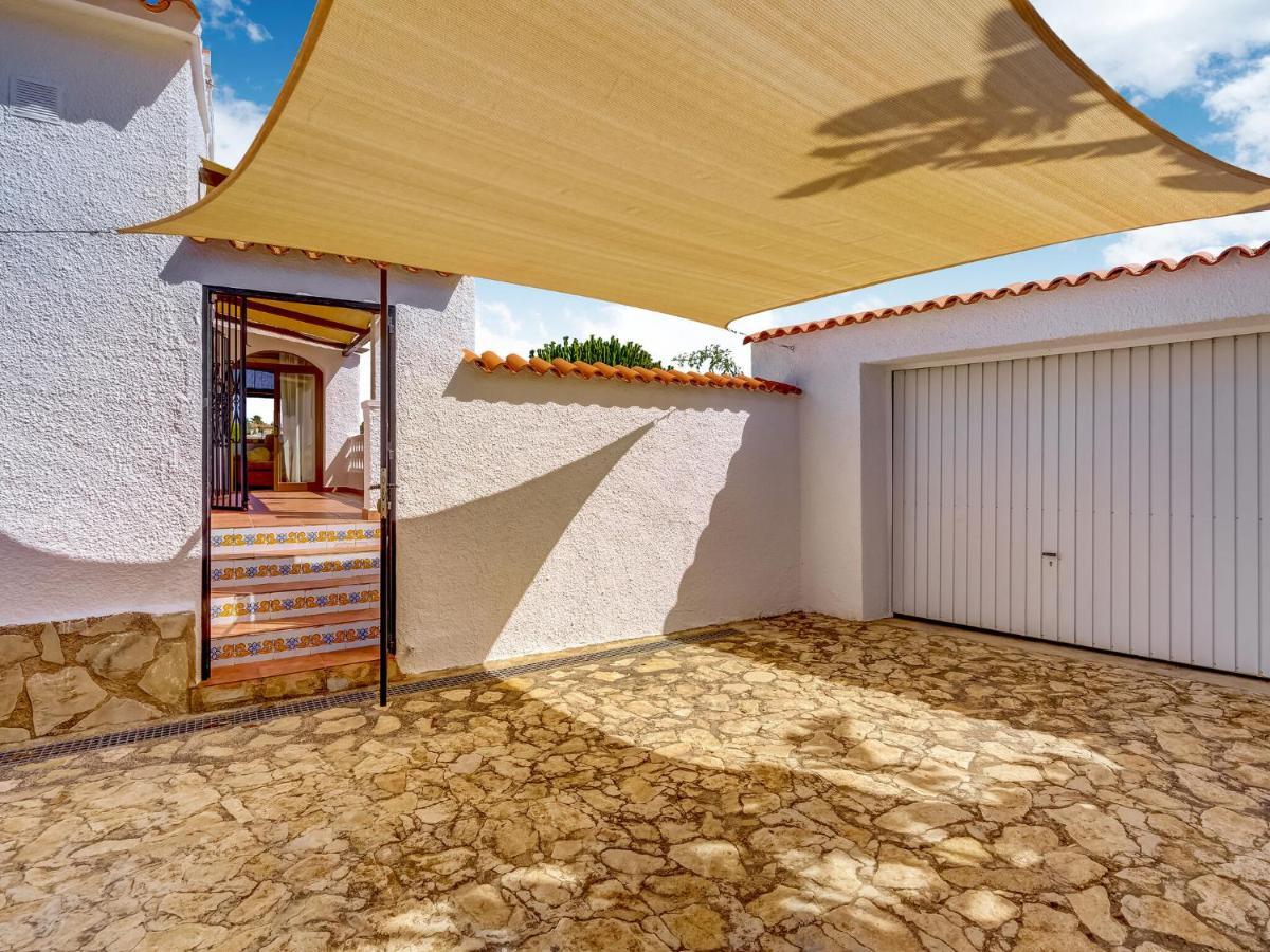 Belvilla By Oyo La Casita Calpe Exterior photo